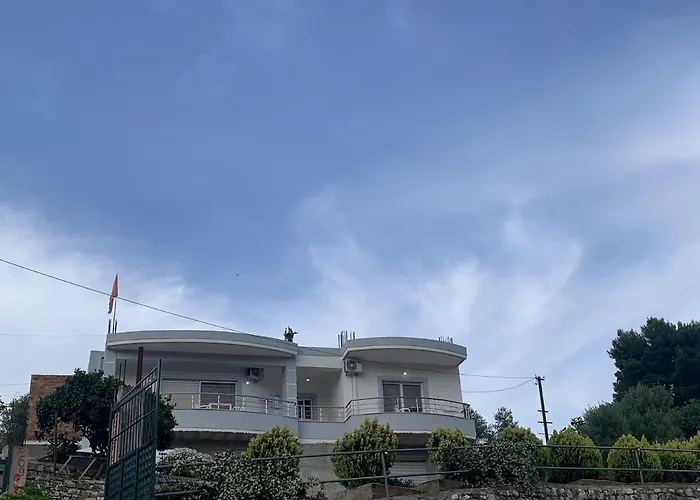 Halim Bani * Saranda